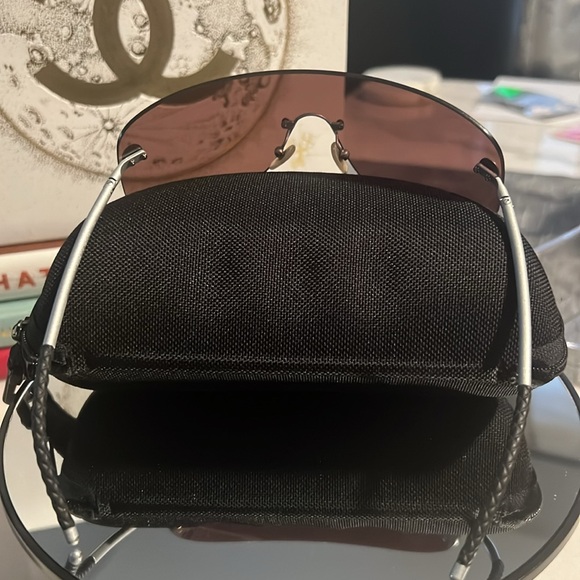 AUTHENTIC CHANEL CAVAIR LONG WALLET/CHANEL SUNGLASSES BUNDLE - Picture 17 of 17